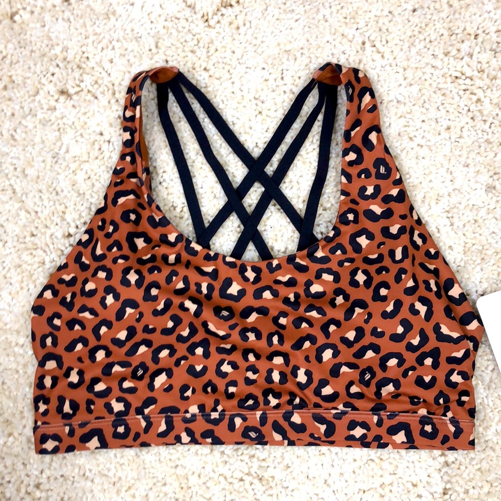 Fabletics Kessler Medium Impact Sports Bra III- Mocha Meru/Black